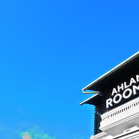 Ahlan Luxury Rooms Kochi Екстер'єр фото