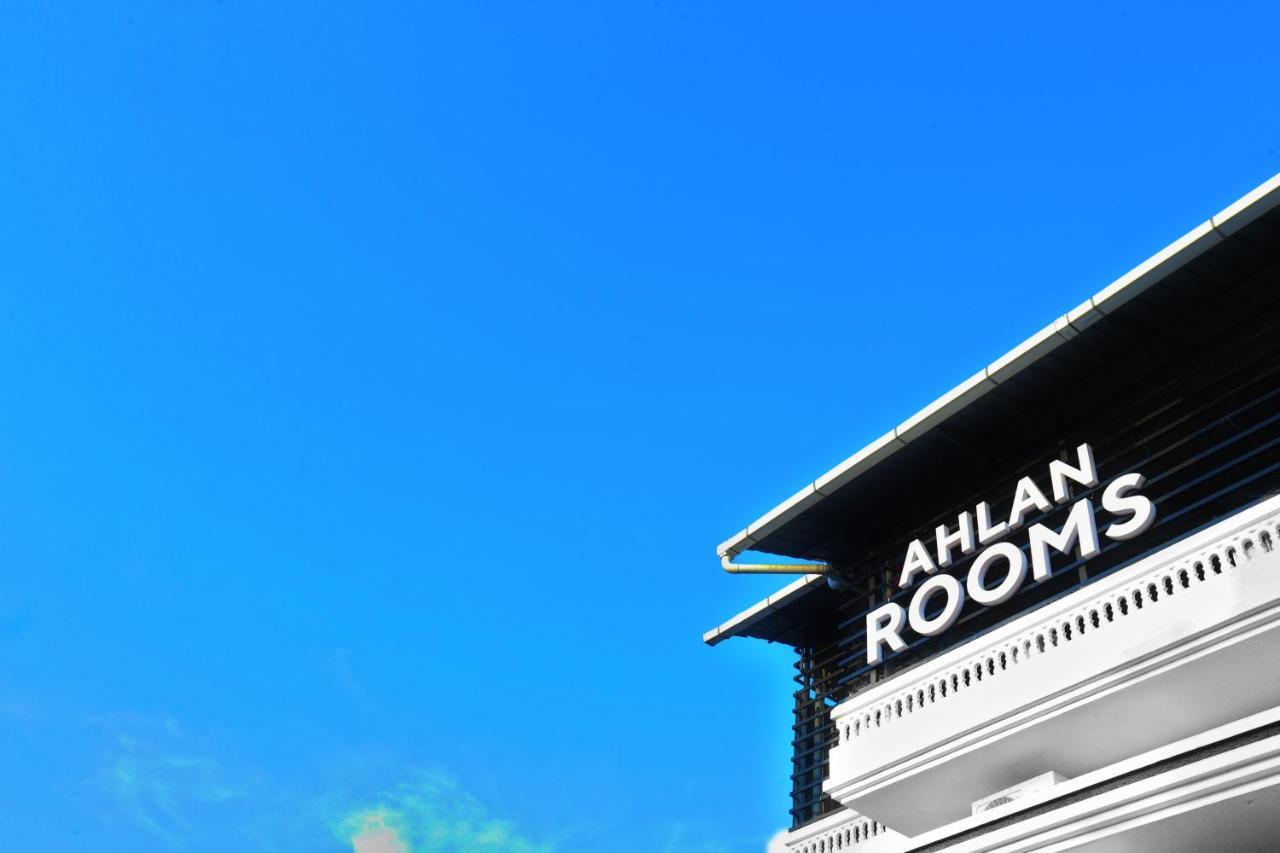 Ahlan Luxury Rooms Kochi Екстер'єр фото